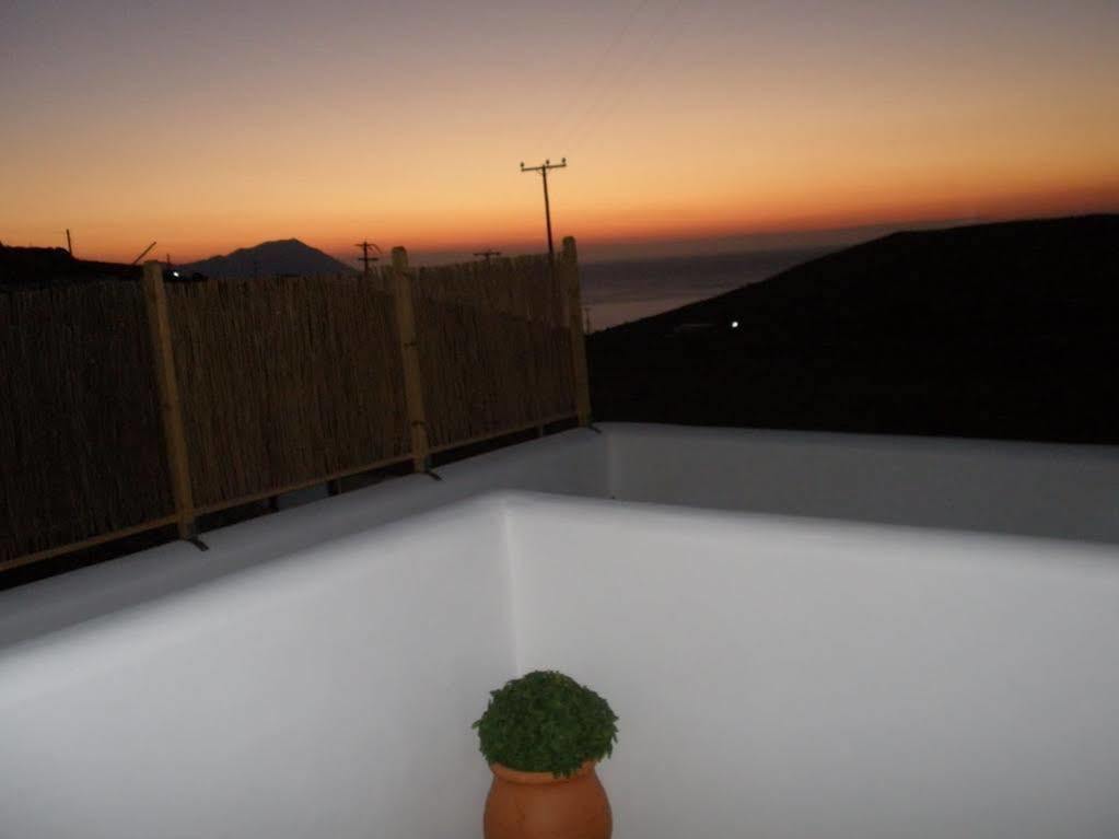 Plakes Sunset Plaka  Luaran gambar